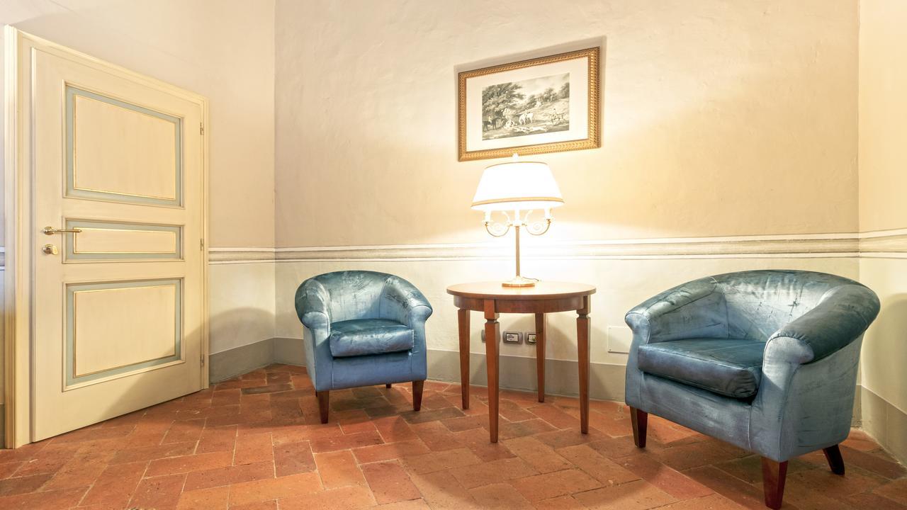 Badia Di Campoleone Villa Arezzo Habitación foto