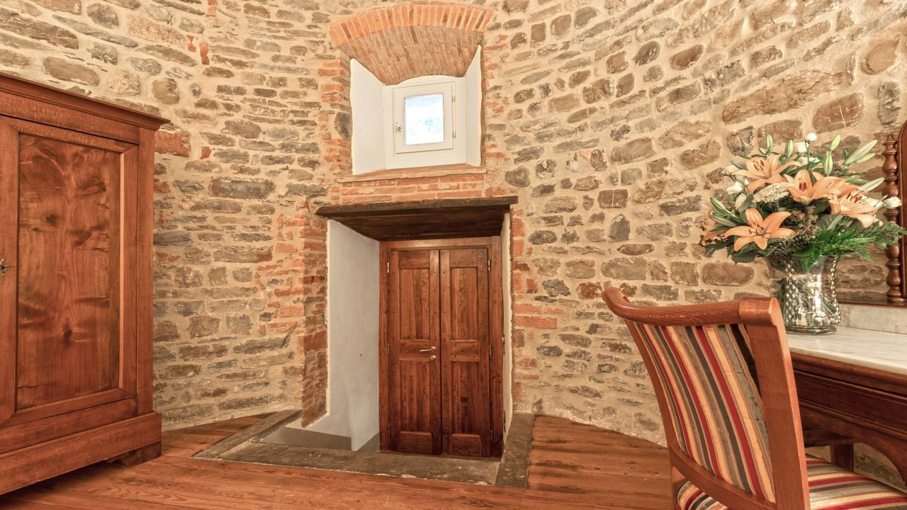 Badia Di Campoleone Villa Arezzo Habitación foto