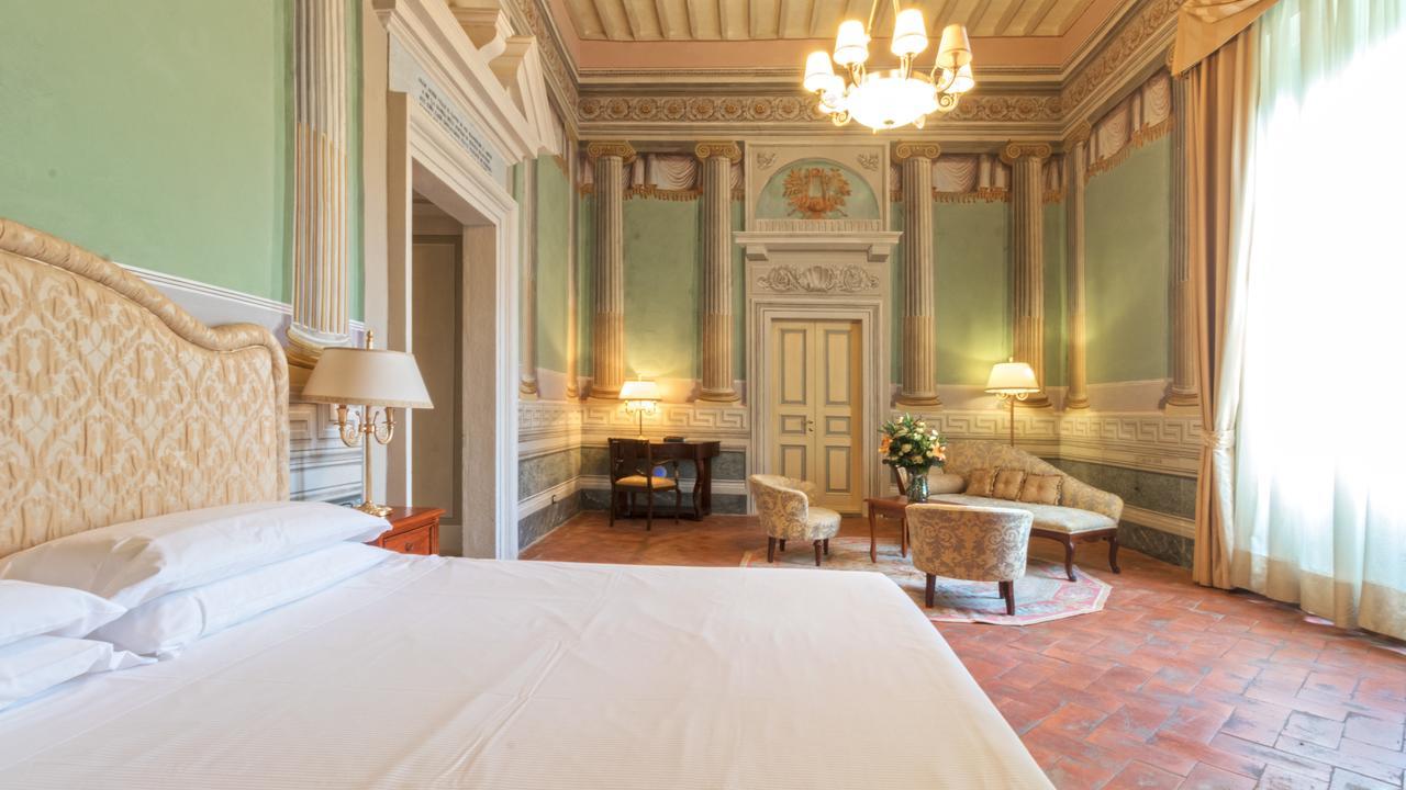 Badia Di Campoleone Villa Arezzo Habitación foto