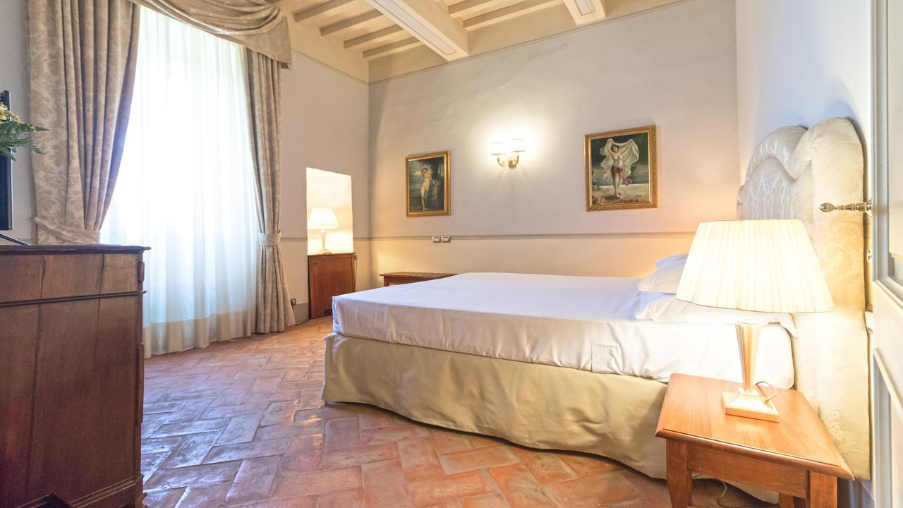 Badia Di Campoleone Villa Arezzo Habitación foto