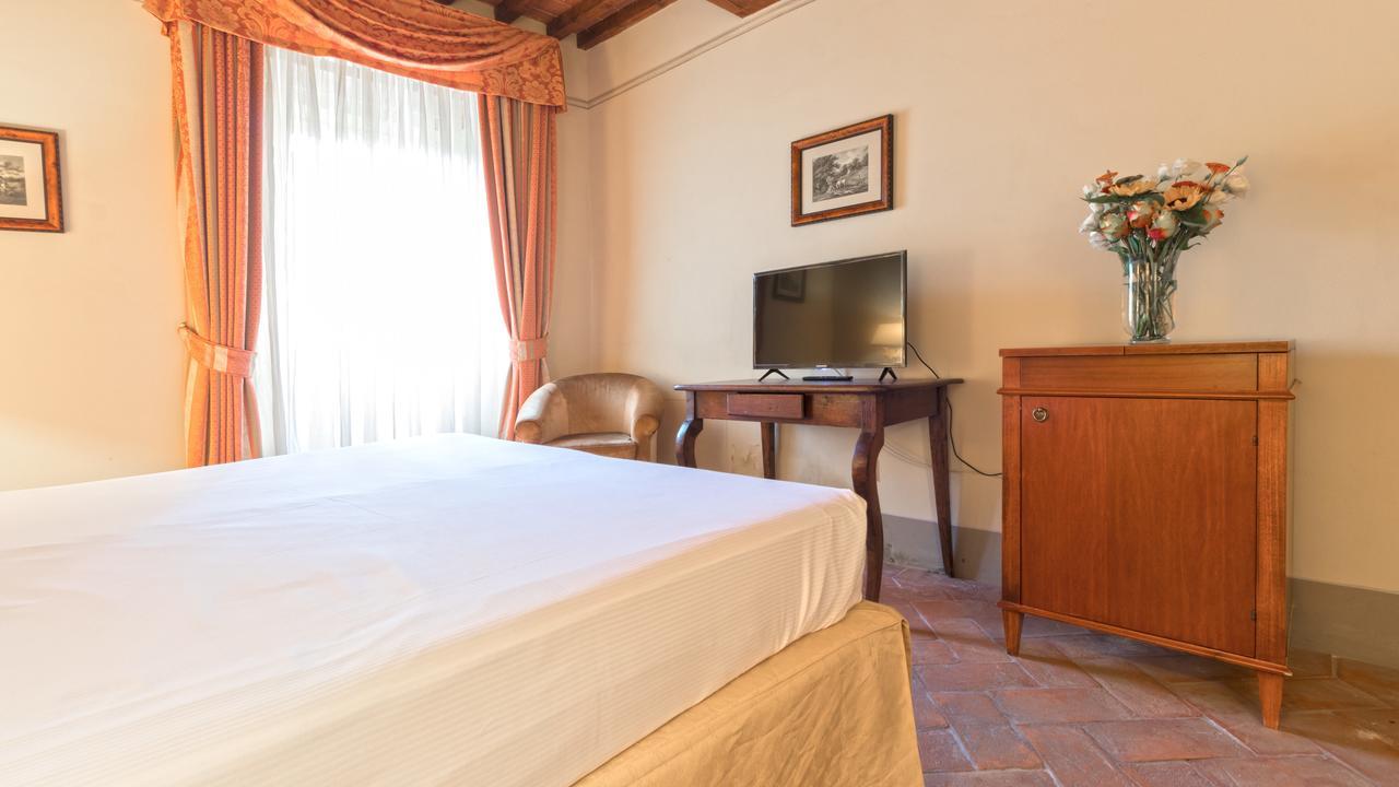 Badia Di Campoleone Villa Arezzo Habitación foto